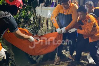 Remaja Tenggelam di Waduk Kedurus Ditemukan Setelah 2 Jam Pencarian    - JPNN.com Jatim