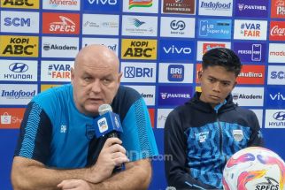 Kalah dari Dewa United, Pelatih Persib: Mereka Punya Gelandang Terbaik di Liga 1 - JPNN.com Jabar