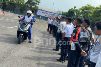 MPM Honda Jatim Bekali Petugas BPTD & Dishub Jatim dengan Pelatihan Safety Riding - JPNN.com Jatim