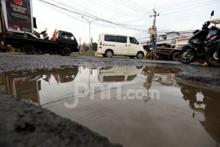 Jalan Rusak Parah, Pengusaha Angkot di Semarang Rugi Besar - JPNN.com Jateng