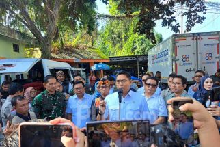 Wamentan Pantau Operasi Pasar Pangan Murah di 2 Kantor Pos Bogor - JPNN.com Jabar