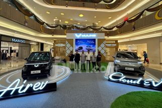 Wuling Hadirkan New Air ev & Cloud EV di Surabaya, Cek Harga-Fitur Barunya - JPNN.com Jatim