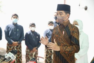 Dari Jogja, Presiden Jokowi Singgung Kemacetan di Pelabuhan Merak, Ternyata Ini Penyebabnya - JPNN.com Jogja