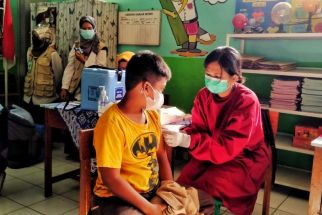 Sejumlah Siswa Gagal Ikut Pembukaan Vaksinasi Anak Usia 6-11 Tahun di Sleman - JPNN.com Jogja