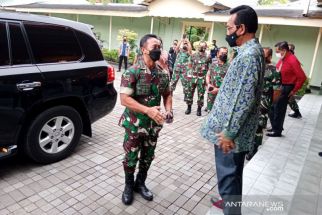 Saling Bertemu di Kepatihan, Apa Isi Pembicaraan Panglima TNI dan Sri Sultan HB X? - JPNN.com Jogja