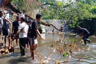 Bersih-Bersih Sungai di Sleman, Usaha untuk Merawat Nadi Bumi - JPNN.com Jogja