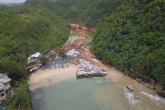 Pembangunan Pelabuhan Pantai Gesing Hampir Rampung - JPNN.com Jogja
