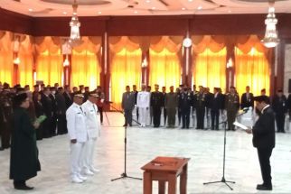 Gubernur Kalsel Lantik Penjabat Bupati Barito Kuala dan Hulu Sungai Utara - JPNN.com Kalsel