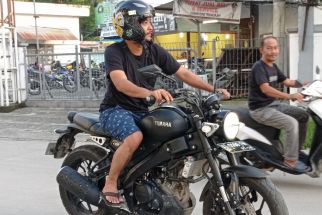 Naik Motor Pakai Sandal Jepit Bakal Ditilang Polisi? Simak Penjelasan AKBP Bangun Isworo - JPNN.com Kaltim