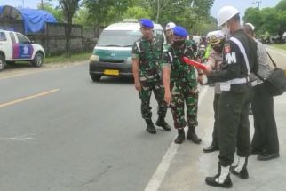 Tragis, Anggota TNI dan Sang Istri Tewas Ditabrak Mobil yang Dikemudikan Anaknya Sendiri - JPNN.com Kaltim