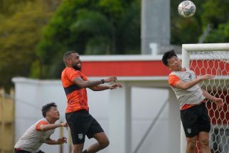 Mengejutkan! Laga Arema FC vs Borneo FC Mendadak Ditunda, Apa Penyebabnya? - JPNN.com Kaltim