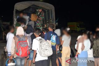 TNI Gagalkan Penyelundupan 57 Imigran Gelap di Perbatasan RI-Malaysia, Termasuk 15 Anak - JPNN.com Kaltim