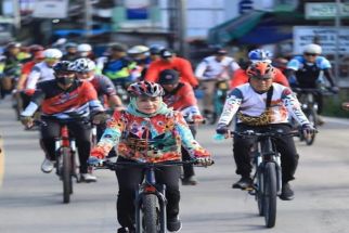 Bupati Tulang Bawang Bersepeda Sejauh 20 Kilometer, Dia Melewati Rute Ini - JPNN.com Lampung