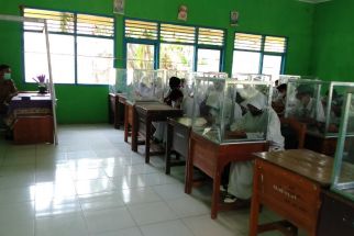 Mulai Hari Ini, Sekolah di Bandar Lampung Terapkan PTM Terbatas - JPNN.com Lampung