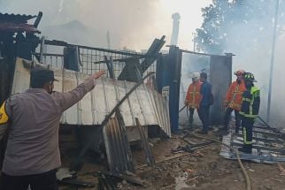 Belasan Kios Hangus Terbakar, Awalnya Cuma Ada Tanda Ini - JPNN.com Lampung
