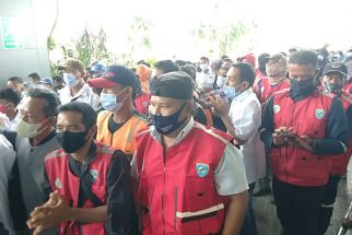 Ratusan Buruh Koperasi TKBM Datangi Hotel Radison - JPNN.com Lampung