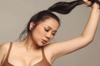 Tante Ernie Hanya Mengenakan Pakaian Dalam, Netizen: Ane Jadi Ingat Sinetron Jepang - JPNN.com Lampung