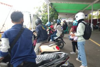 Pemudik Keluhkan Harga Tiket Penyeberangan di Pelabuhan Panjang, Sebegini Tarifnya, Wow - JPNN.com Lampung