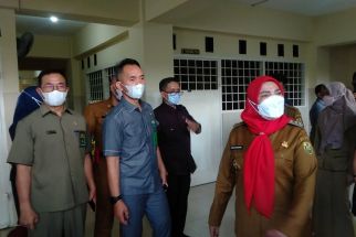 Tiba-tiba Wali Kota Eva Dwiana Mendatangi PN Bandar Lampung, Ternyata - JPNN.com Lampung