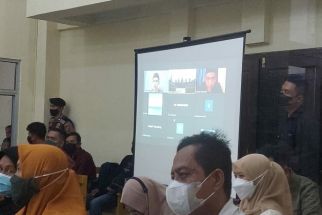 Pelaku Pembunuhan Owner Dede Cell Divonis Lebih Ringan dari Tuntutan JPU - JPNN.com Lampung