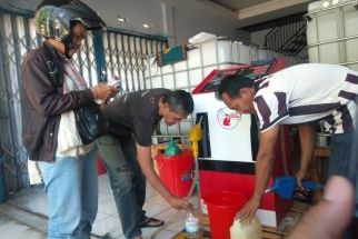 Toko Kelontong di Bandar Lampung Jual Minyak Goreng Curah di Bawah HET, Nih Alamatnya Bun!  - JPNN.com Lampung