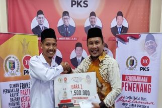 Pria Ini Menjuarai Lomba Baca Teks Proklamasi Mirip Suara Soekarno, Oh Ternyata Profesinya  - JPNN.com Lampung