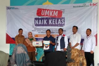 PT Hutama Karya Menggelar Pelatihan kepada Pelaku UMKM di Tol Trans Sumatera - JPNN.com Lampung