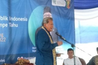 Pengrajin Tahu Tempat Keluhkan Sistem Pengambilan Bahan Baku di Gudang Bulog - JPNN.com Lampung