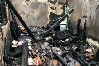 Rizki Membakar Rumah Kakeknya Sendiri,  Penyebabnya Adalah - JPNN.com Lampung