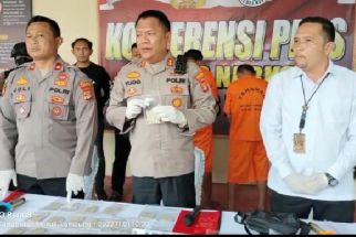 Polisi Mengamankan 2 Pengedar Narkotika, Ribuan Inex Disita - JPNN.com Lampung