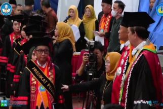 Tips Menjadi Terbaik di Kampus, Simak Penjelasan Lulusan Magister Hukum Penyandang Predikat Pujian Unila - JPNN.com Lampung