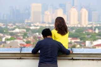 Bagi Wanita, Jika Pasangan Anda Berprilaku Begini, Tanda Dia Tak Serius  - JPNN.com Lampung