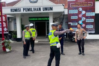 Pasca-pemilu 2024, Kantor KPU Dijaga Ketat Polisi - JPNN.com Lampung