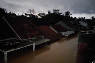 Bandar Lampung Dikepung Banjir,  Basarnas Selamatan 76 Jiwa - JPNN.com Lampung