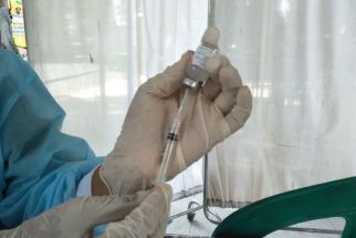 1.835 Nakes di Mataram Ikuti Vaksinasi Penguat Tahap 2 - JPNN.com NTB