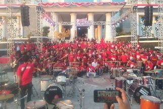 200 Musisi di Pulau Lombok Goyang Kantor Bupati Lombok Tengah - JPNN.com NTB