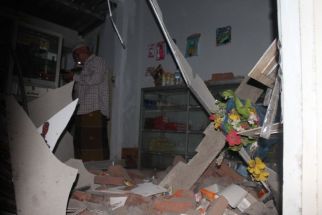 Korban Gempa di Lombok Tengah Dapat Bantuan - JPNN.com NTB