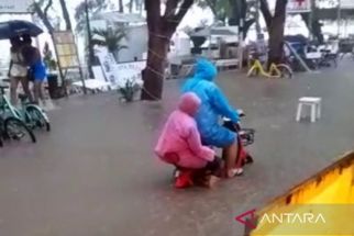 Hujan Lebat, Gili Trawangan Lombok Utara Direndam Air - JPNN.com NTB