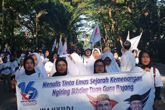 Ratusan Pendukung Perindo Antar Bacaleg ke KPU Lombok Tengah - JPNN.com NTB