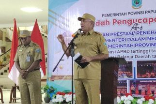 Paulus Waterpauw Berikan Peringatan Keras kepada ASN, Simak - JPNN.com Papua