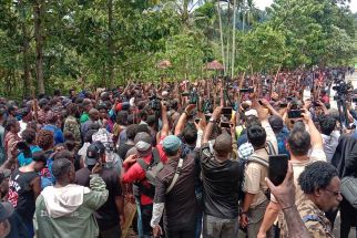 Situasi Terkini di Rumah Pribadi Lukas Enembe, Ada yang Siap Mati - JPNN.com Papua