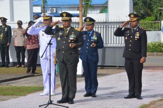 Danrem 174/ATW Pimpin Upacara Ziarah Nasional Menjelang HUT Ke-77 TNI - JPNN.com Papua