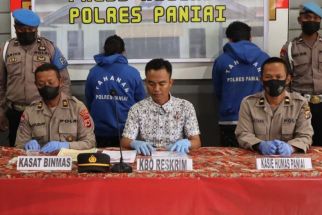 Sepasang Suami Istri Ditangkap Saat Berbuat Terlarang, Lihat Fotonya - JPNN.com Papua