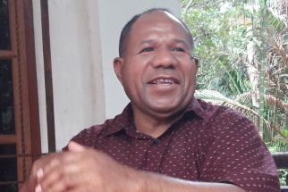 Pendeta Alberth Yoku Dorong Tokoh Agama dan Adat Awasi Pembangunan di Papua - JPNN.com Papua