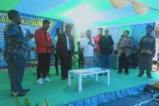 Suku Sumuri Siap Gelar Tikar Adat Sambut Filep Wamafma, Begini Alasannya - JPNN.com Papua