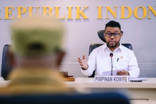 Pemprov Papua Barat Diminta Segera Bayar Gaji Guru PPPK - JPNN.com Papua