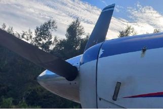 BREAKING NEWS: Pesawat Asian One Ditembak KKB di Bandara Beoga - JPNN.com Papua
