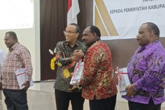 Pemkab Puncak Kembali Raih Opini WTP dari BPK RI, Willem Wandik Bilang Begini - JPNN.com Papua