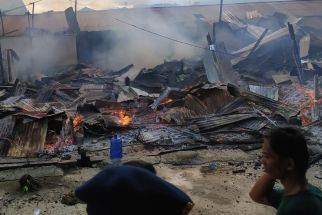 Puluhan Rumah Hangus Terbakar di Pasar Youtefa Kota Jayapura - JPNN.com Papua