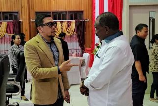 Willem Wandik : Rekrutmen ASN di 4 DOB Utamakan Orang Asli Papua - JPNN.com Papua